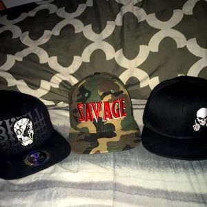 3 snap back hats